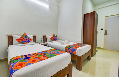 Mylapore Hotel | Fabexpress P.A.S Residency