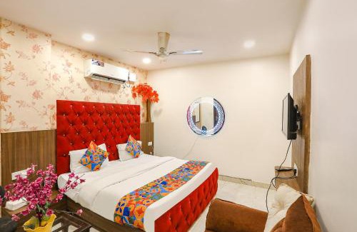 South West Hotel | FabExpress Royal Galaxy I - Nr Yashobhoomi Convention Centre