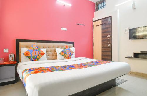 Indore Hotel | FabExpress Royal Palace Inn