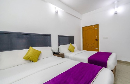 Anaviratty Hotel | Fabhotel Abrigo Residency