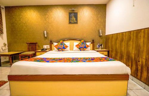 Amritsar Hotel | FabHotel AR Palace