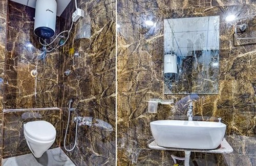 Ahmedabad Hotel | Fabhotel Dev Palace