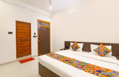 Ayodhya Hotel | Fabhotel Hridyam Madhuram