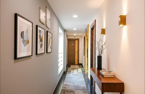 Taltala Hotel | FabHotel Kzar Select - Nr US Consulate