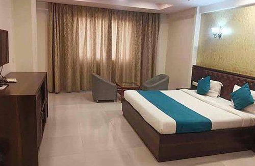 Thane West Hotel | Fabhotel Shivam I