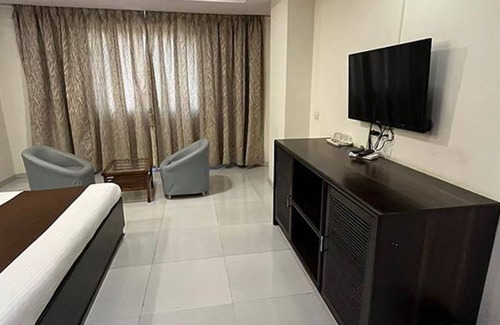 Thane West Hotel | Fabhotel Shivam I