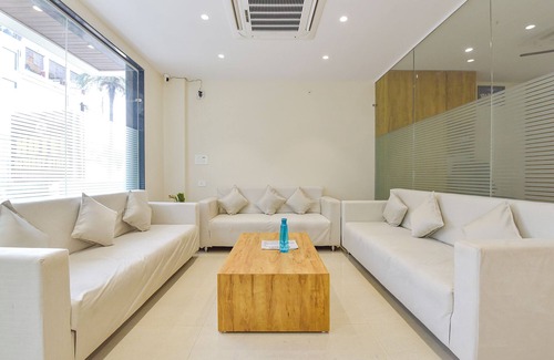 Rau Hotel | Fabhotel Synergy Stays