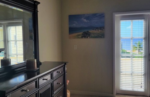 Charlestown Condo | Fabulous 3 Bedroom Spacious Condo at Nelson Springs. 1 minute to Beach and Pool.