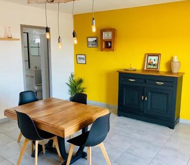 Saint-Pierre-la-Mer Apartment | Face a la mer Fleury