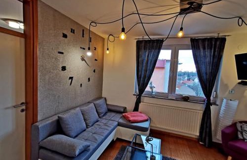 Osijek Apartment | FACTORY - SELF check in