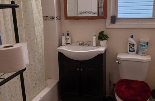 Newark House | Fada Guest House Newark NJ Airport EWR
