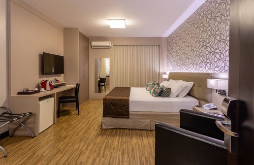 Centro Hotel | Faial Prime Suítes