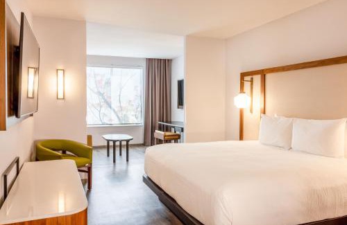 Downtown Cancun Hotel | Fairfield by Marriott Inn & Suites Cancun Downtown