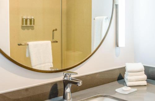 Downtown Cancun Hotel | Fairfield by Marriott Inn & Suites Cancun Downtown