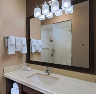 McNeil Hotel | Fairfield Inn and Suites by Marriott Austin Northwest/Research Blvd