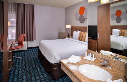 Las Vegas Hotel | Fairfield Inn Las Vegas Convention Center