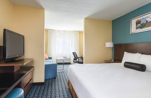 Jackson Hotel | Fairfield Inn & Suites Jackson