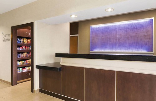 Saginaw Hotel | Fairfield Inn & Suites Saginaw