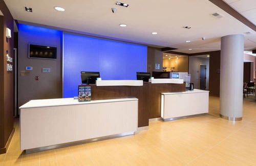 Chesterfield Hotel | Fairfield Inn & Suites by Marriott Detroit Chesterfield