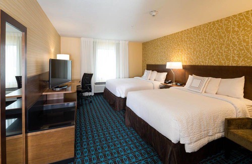 Chesterfield Hotel | Fairfield Inn & Suites by Marriott Detroit Chesterfield