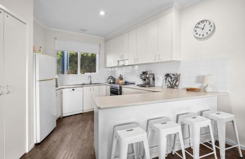 Lorne House | Fairview Central With A View