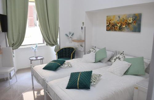 Civitavecchia House | Falanga Family Guests Accommodation