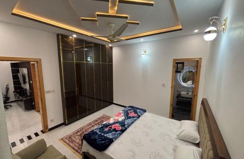 Fatehjang House | Falcon Guest House