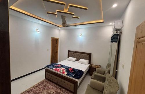 Fatehjang House | Falcon Guest House