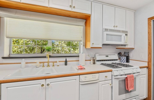 Downtown Flagstaff Apartment | Fall Colors R Coming! | Enjoy our Local Discounts