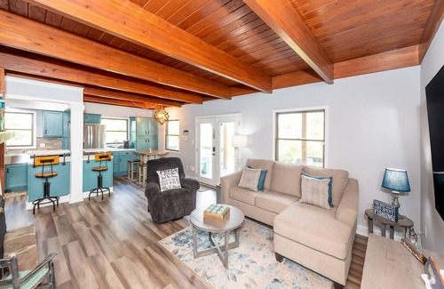 Loudon House | Fall into Savings