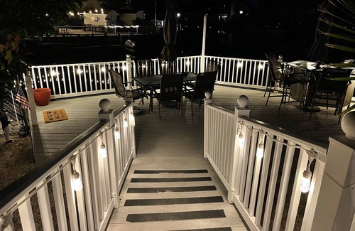 Beach Haven West House | Fall Retreat - Pets welcome