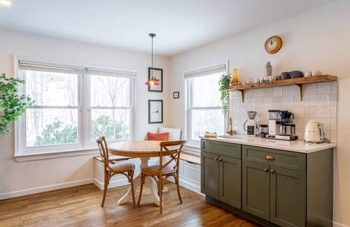 Roscoe Apartment | Fall & Winter Comfort in Roscoe Mountain Home