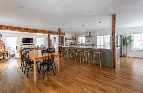 Roscoe Apartment | Fall & Winter Comfort in Roscoe Mountain Home