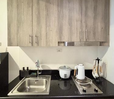 Highway Hills Apartment | Fame Residences 1br unit by LaBelle