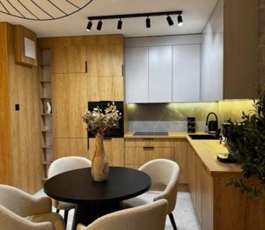 Ursynow Apartment | Family & Business Apartments PREMIUM No 2 - 1 Bedroom with Private Jacuzzi, Balcony, Parking