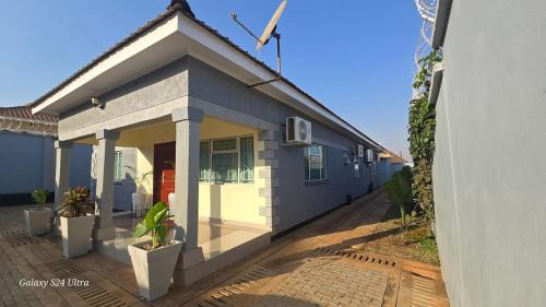 Lilongwe Apartment | FAMILY CLICK HOMEs