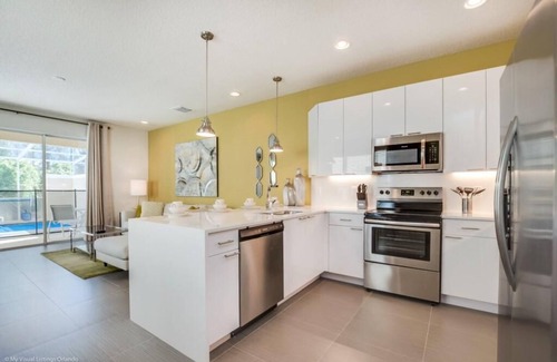 Clear Creek House | Family-friendly 3-bed, 3-bath villa in Clermont with private pool, near Disney.