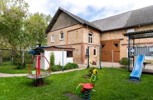 Kalkhorst Apartment | Family-Friendly Home with Garden