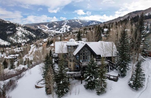 Avon Villa | Family friendly, Elite Beaver Creek home Sleeps 14