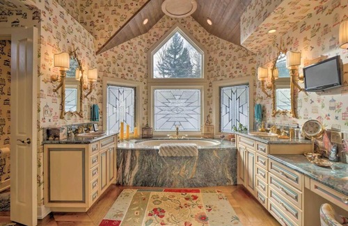 Avon Villa | Family friendly, Elite Beaver Creek home Sleeps 14