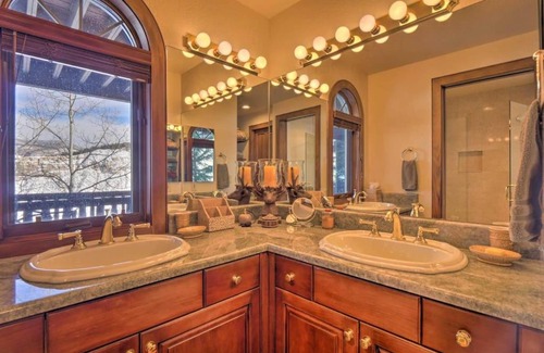 Avon Villa | Family friendly, Elite Beaver Creek home Sleeps 14