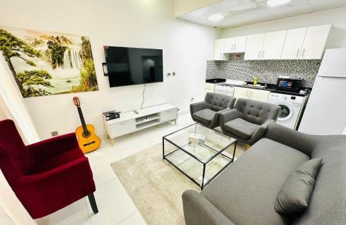 Dubai Villa | Family-Friendly Villa 1br with Play Area+Pool. UAE