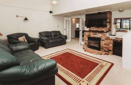 Bell Block House | Family Fun Home with Heated Pool