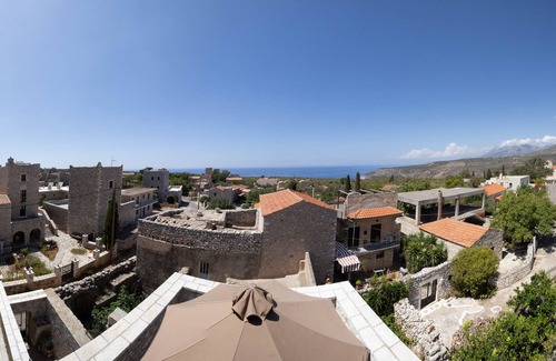 Omales Apartment | Family Room - Castello di Haria