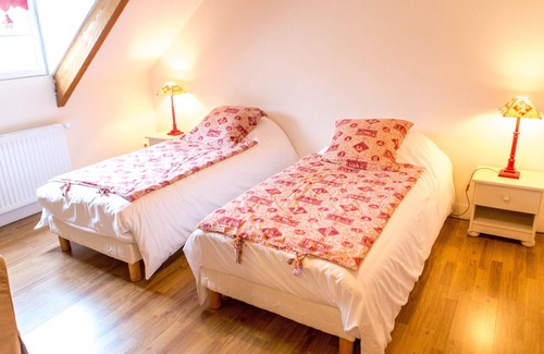 Guilly Bed & Breakfast | Family room in serene Loire setting