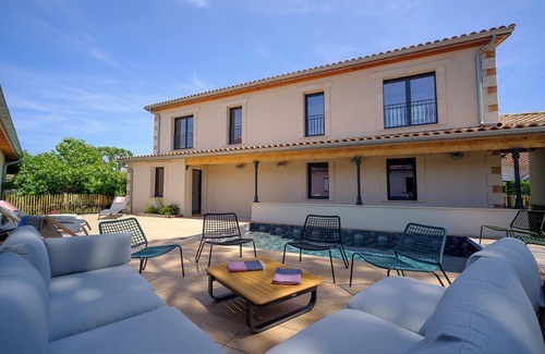 Ares Villa | Family villa for 16 with pool and spa 50m from the beach