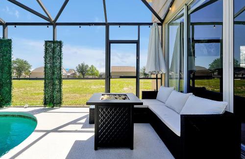 Marbella House | Famous Home in Davenport with Game Room