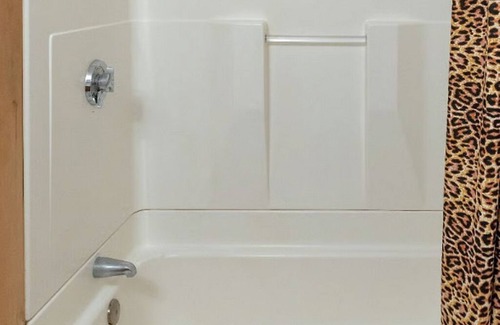 Roxbury Apartment | Fancy Stay - 14 Devon Street, Boston MA, 02121 -NO PETS UNITS