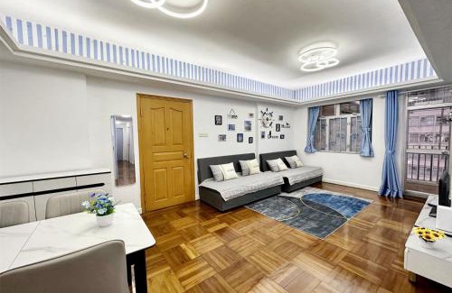 Yau Tsim Mong Apartment | Fantastic Queen beds, 4Rms beside MTR grand 14ppls 2 bathrm