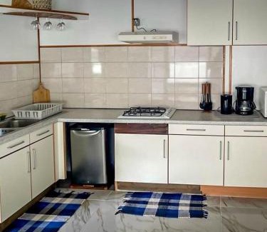 Nu'urua House | Fare Heimaima